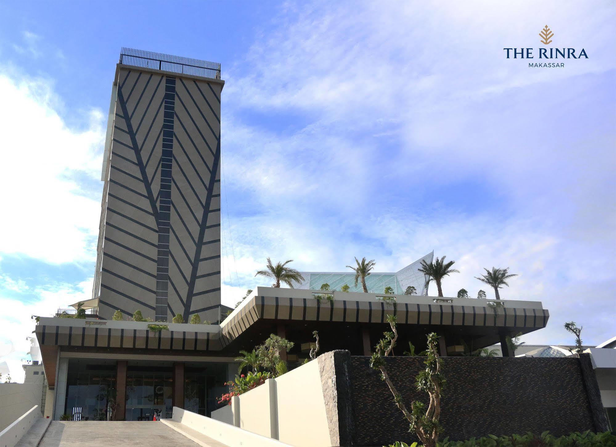 The Rinra Hotel Makassar Exterior photo